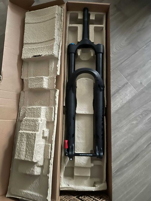 Vand furca FOX 38 Rhythm 170 mm - 29 inchi