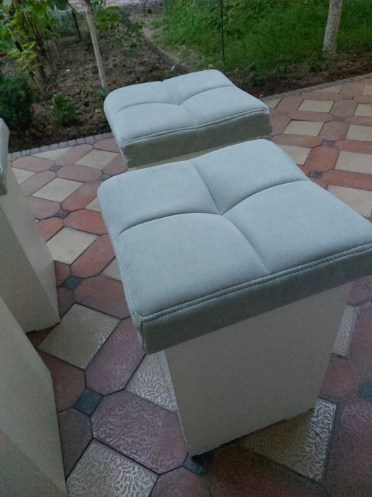 Мебелный табуретки