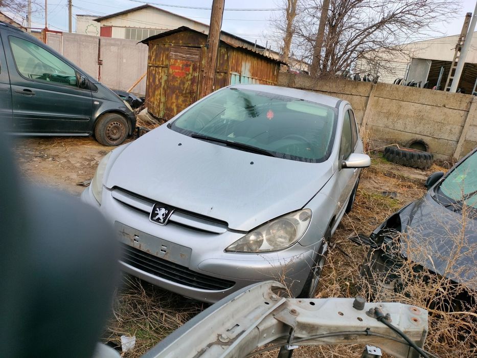 Dezmembrari  Peugeot 307  2000  > 0000 1.6 16V Benzina