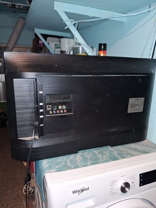 Vând Samsung 32T5372 Smart 80cm - Defect/Ecran Intact (Piese/Telecoman