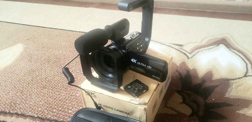 Video camera sotiladi