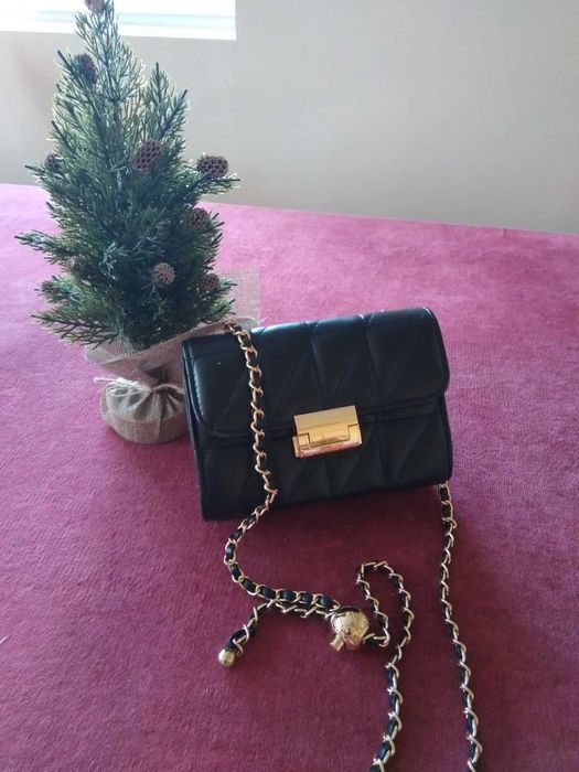 Елегантна чантичка