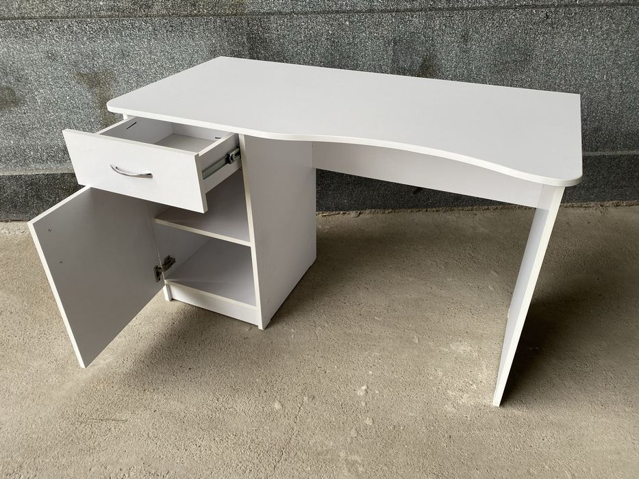 Письменный стол 750.000