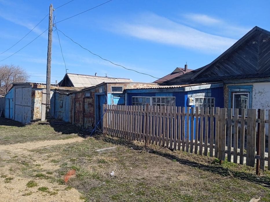 Продам дом город макинск улица Чкалова 28