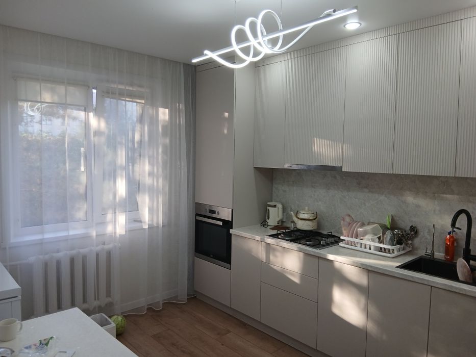 Продам 3х ком.кв. напротив 8мкр