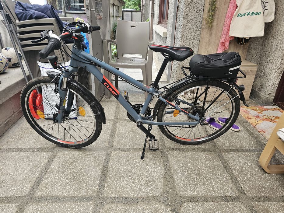 Bicicleta copii  Cube  ca noua 6- 12 ani  Cube Acid 240 Street 24"