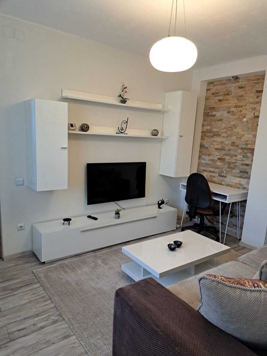 Proprietar vand apartament 2 camere mosilor/foisorul de foc
