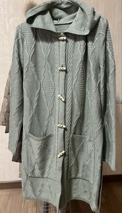 Верхняя женская одежда