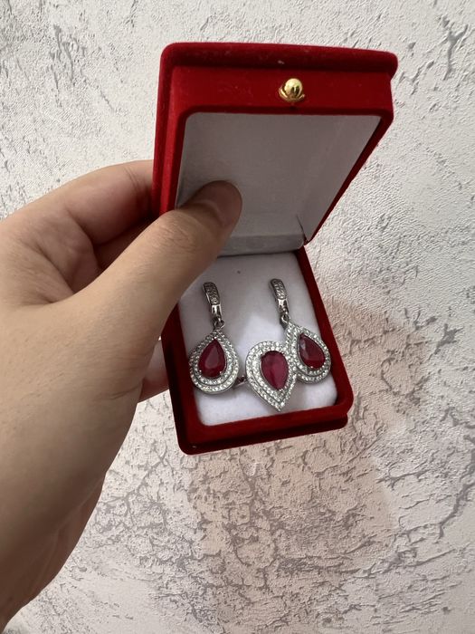 Кумуш комплект сотилали