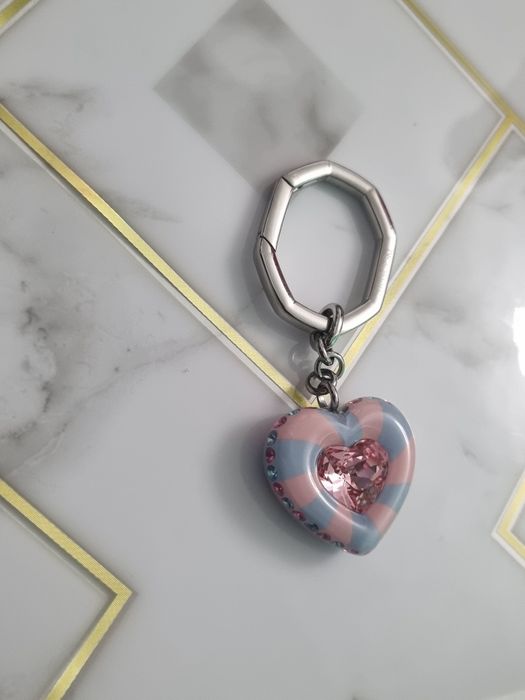 Breloc swarovski inimioară