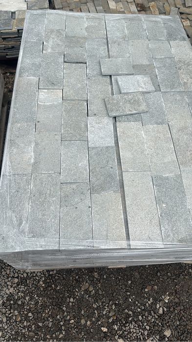 Piatra naturală pavat placat