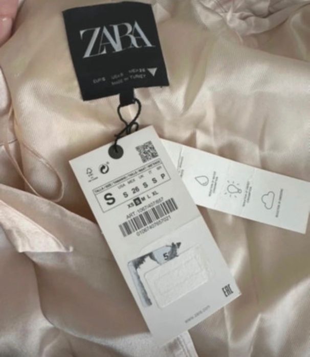 Sacou Zara elegant, nou cu eticheta