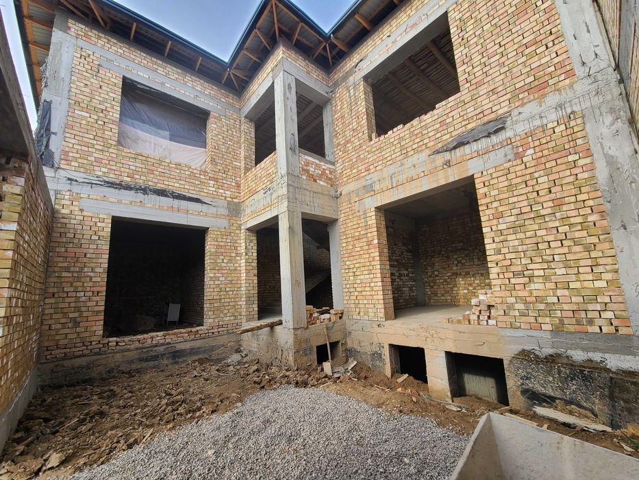 Юнусобод тумани Хасанбойда уй сотилади