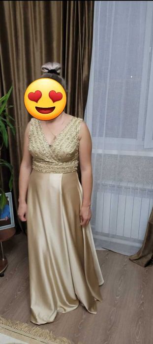 Шикарное вечернее платье