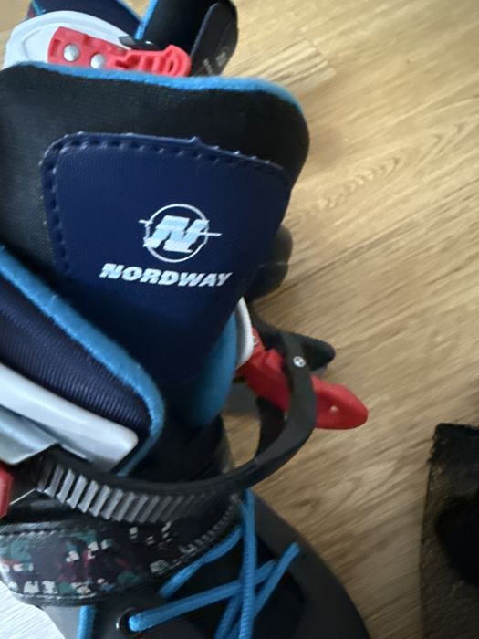 Продам коньки детские