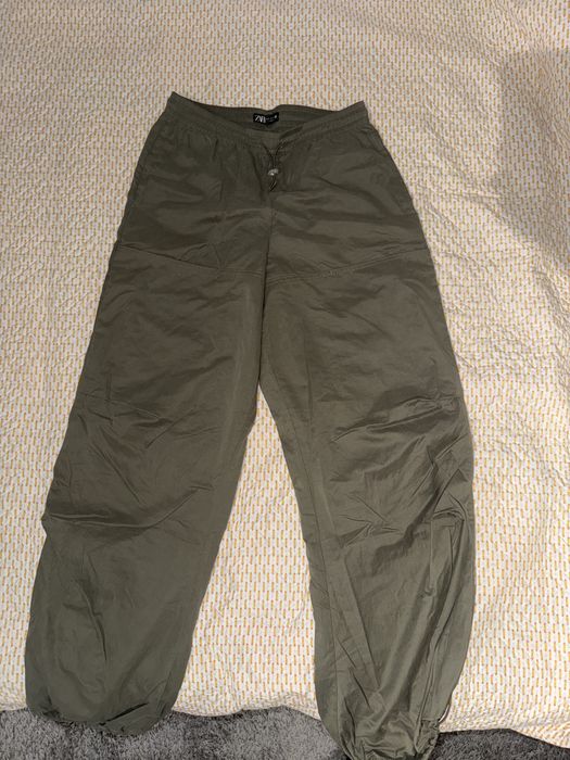 5€/бр. Дамски дънки Zara