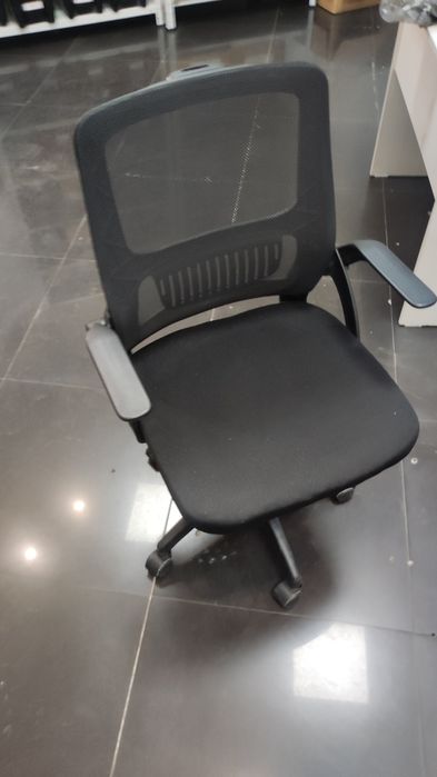 Кресло офисные удобные