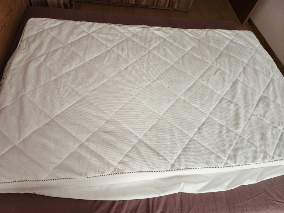 Топ Матрак. Нов. На фирмата "Нани. С размери 120/190