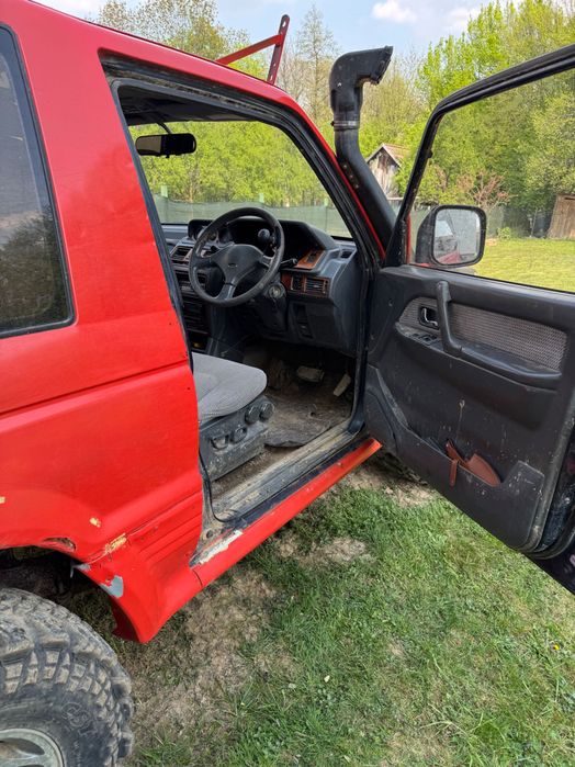 Mitsubishi Pajero MK2