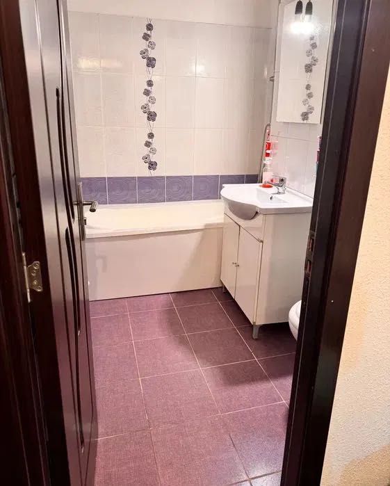Închiriez apartament 2 camere