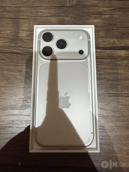 Iphone 17 pro 256 gb.