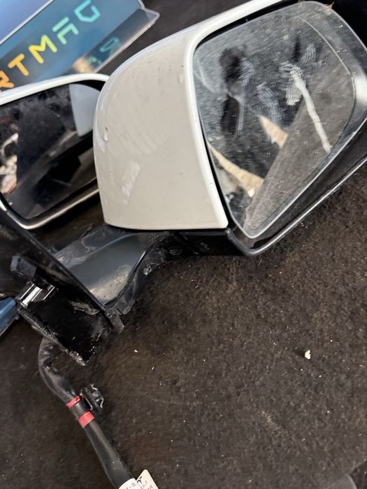 Огледало Tesla 3 2019 и 2021 преди и фейслифт дясно затъмняване