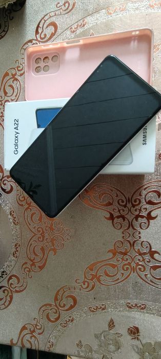 Продам Самсунг а22