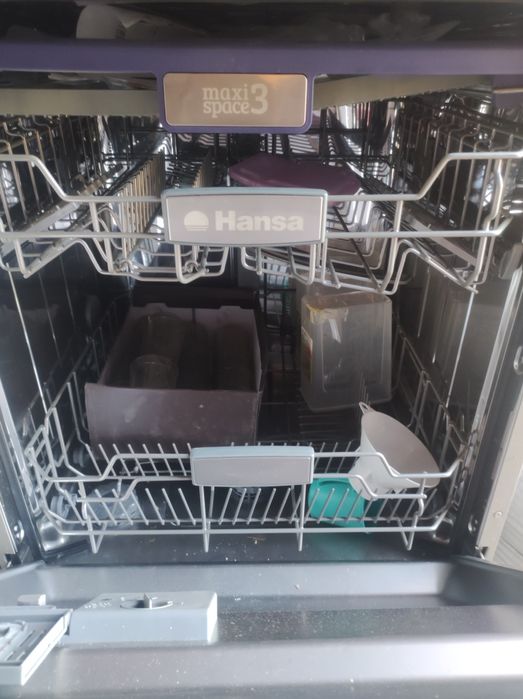 Продам посудамоечную машину