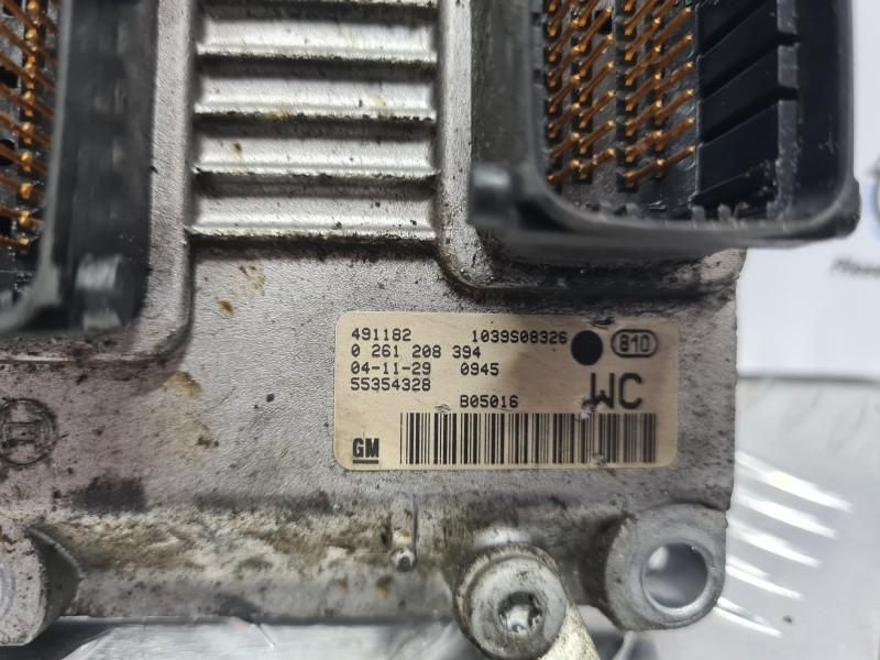 Calculator motor ECU ME7.6.2 Opel Tigra B 1.4 i 66 kw 90 cp Z14XEP