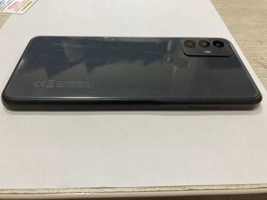 TCL 305 32GB 2GB RAM Dual