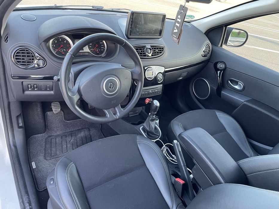 Vand / Schimb Renault Clio 3 , 1.5 dCi Night and Day 140 HP