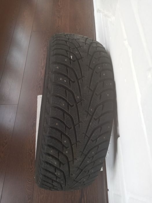 Продам шины зимние 225*60*R17