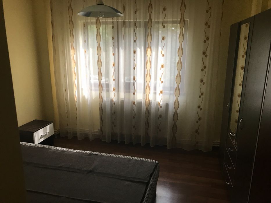 Apartament 2 camere de închiriat