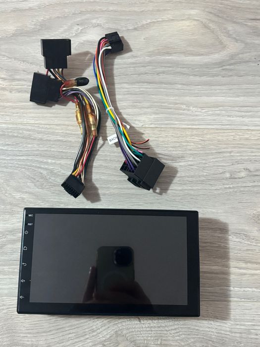 Navigație auto  compatibilă cu orice model de mașină