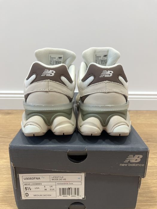 New Balance 9060 - Mărimea 38 - Noi în cutie