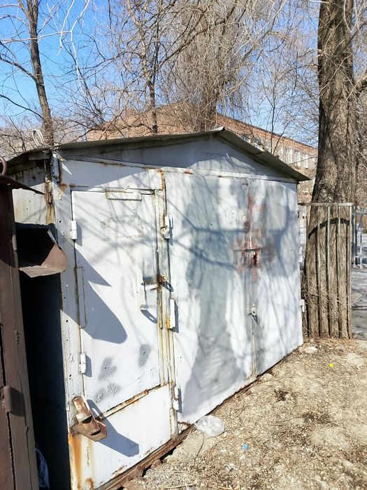 Продам металлический гараж