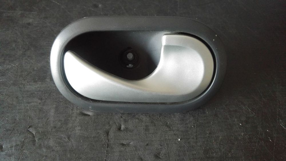 Maner interior dreapta renault clio 3 310580 4dt8248