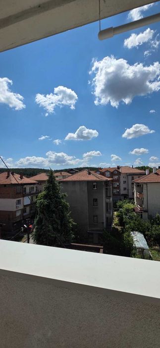 Инвестиция без компромис - луксозна гарсониера в кв. Тракийски гр.Хасково
