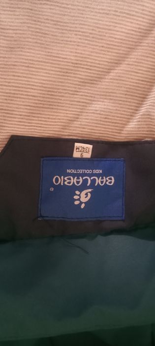 Продам куртку на мальчика