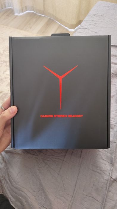 Продаю Наушники Lenovo Legion Stereo Headset