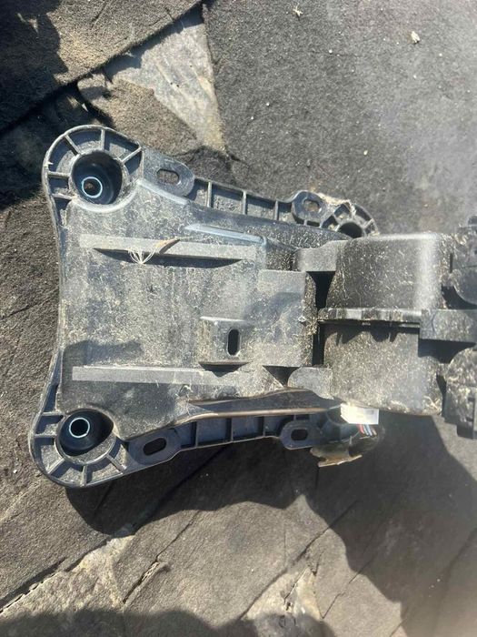 Селектор избирач топка за скорости автомат за Peugeot 2008 1,6hdi