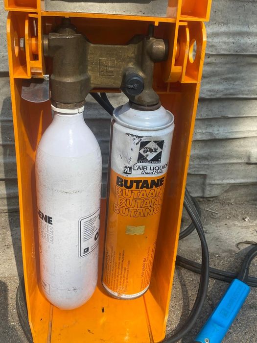 Lampa de sudura portabila cu gaz și oxigen