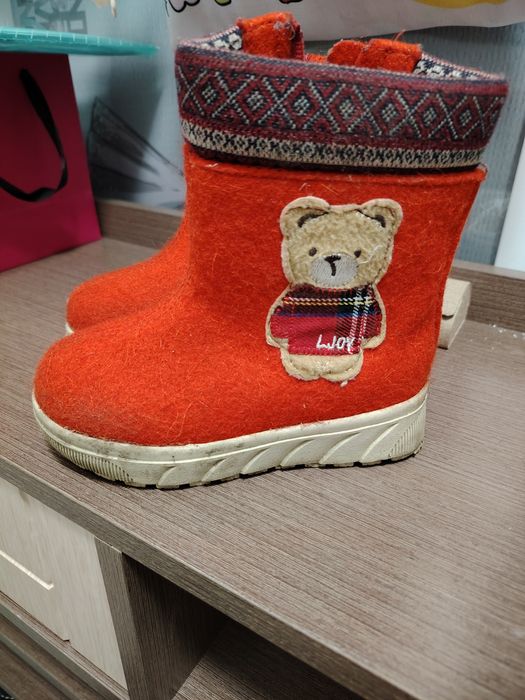 Продам детскую обувь, валенки для девочки