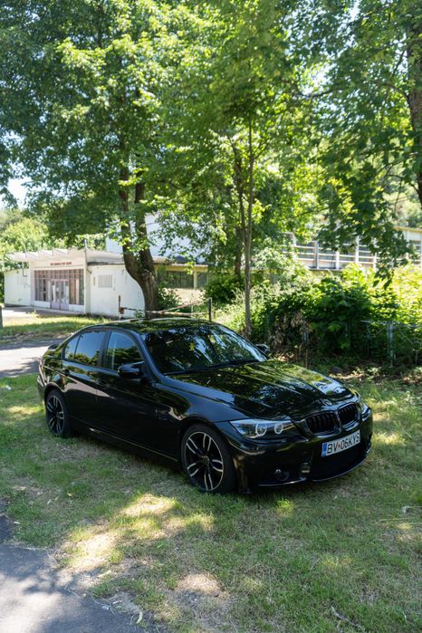 Vand BMW seria 3 E90 320d *trapa* 2011