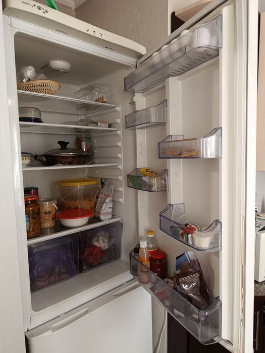 Продам холодильник.