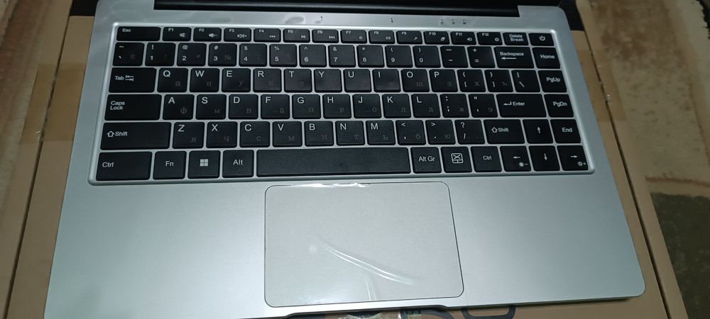 Продам ноутбук neyro