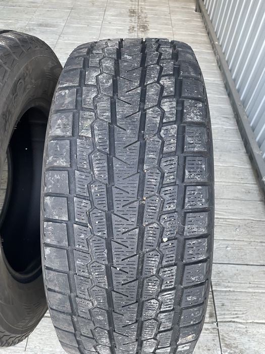 Продам зимние шины Yokohama