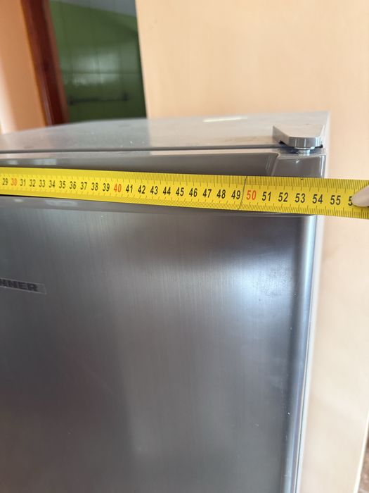 Congelator cu sertare Hennisi