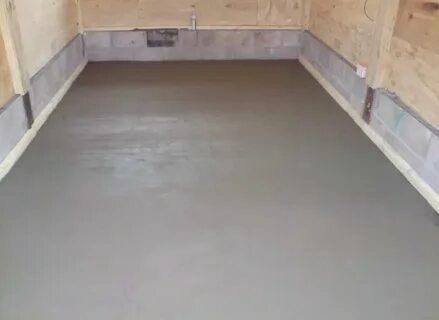 Заливаем стяжку бетоном