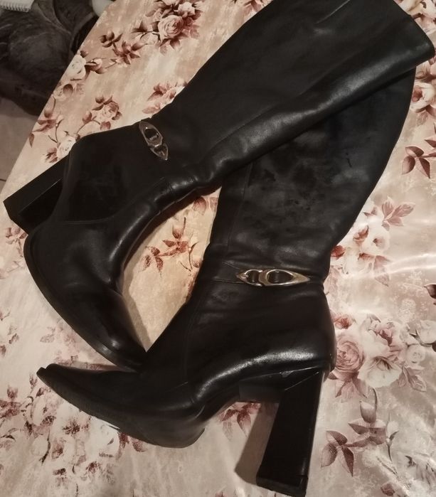 Красиви Дамски Ботуши Чизми 39